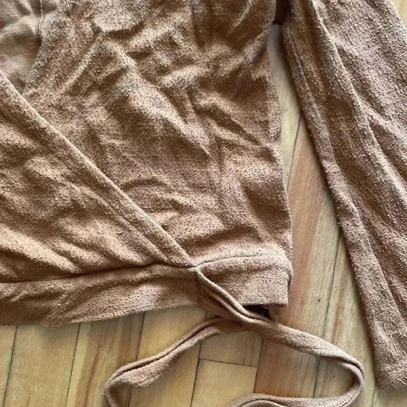 Madewell faux wrap top - Picture 3 of 6